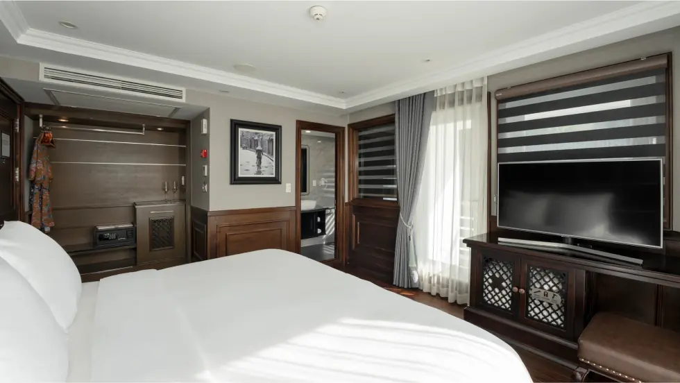 Ambassador Balcony Suite on Ambassador Signature