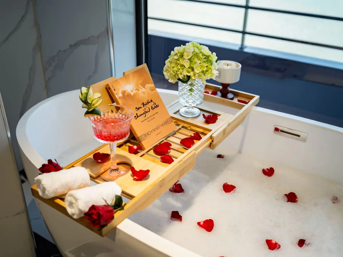 Executive Suite on Diana Cruise