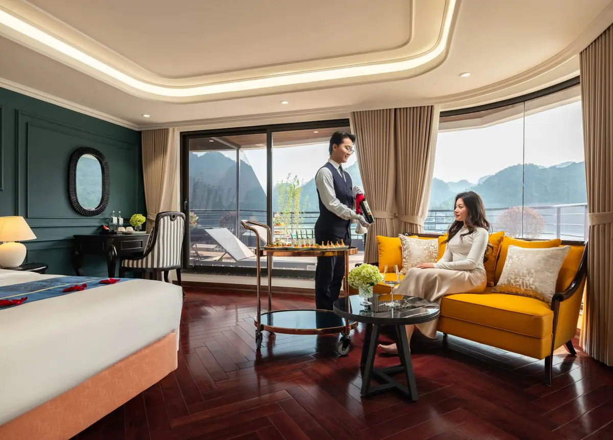 Lan Ha Suite on Diana Cruise