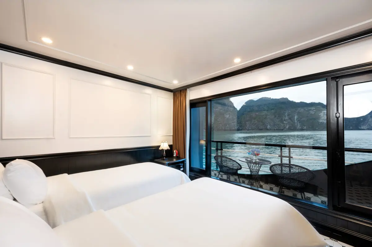 Deluxe Balcony Cabin on Dragonbay Premium Cruise