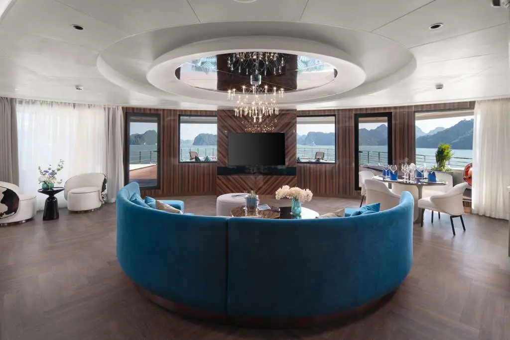 Owner's Suite on Grand Pioneers Cruise