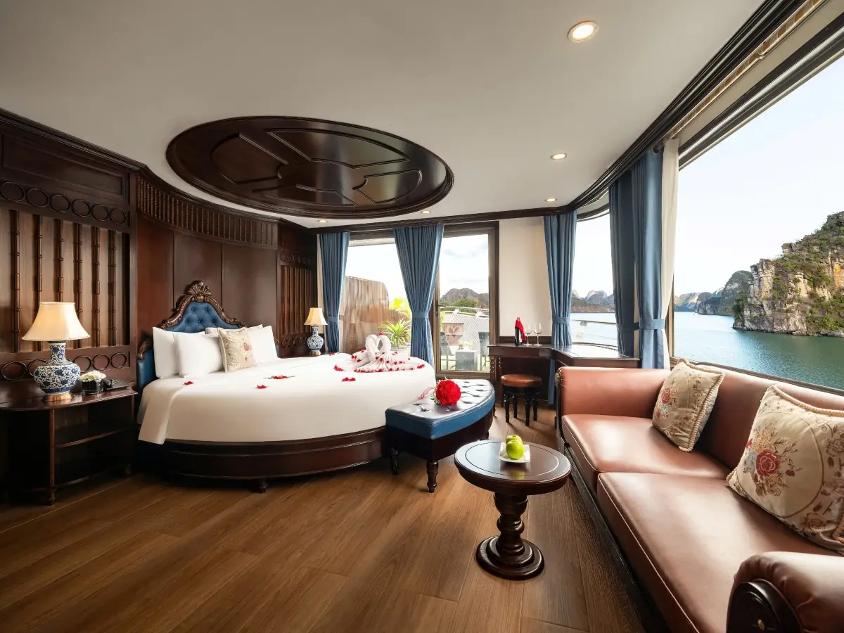 Honeymoon VIP Suite with Terrace on La Casta Regal Cruise