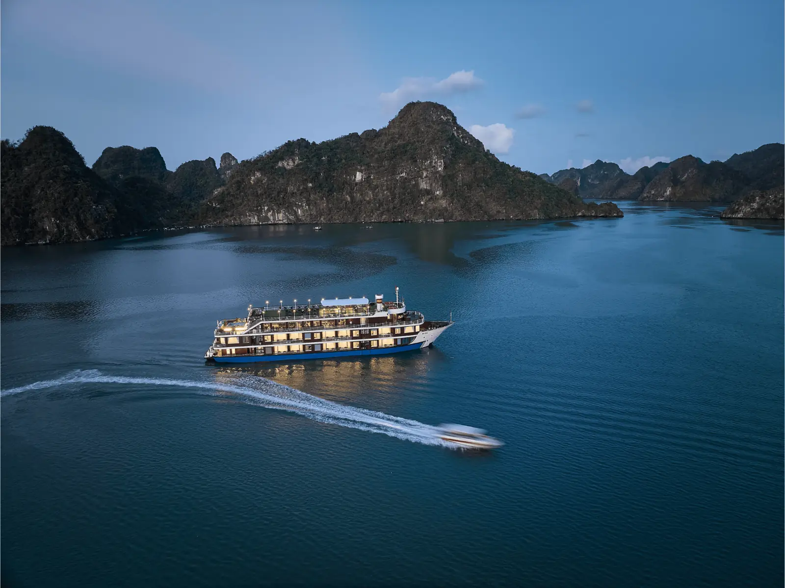 La Casta Regal Cruise at dusk