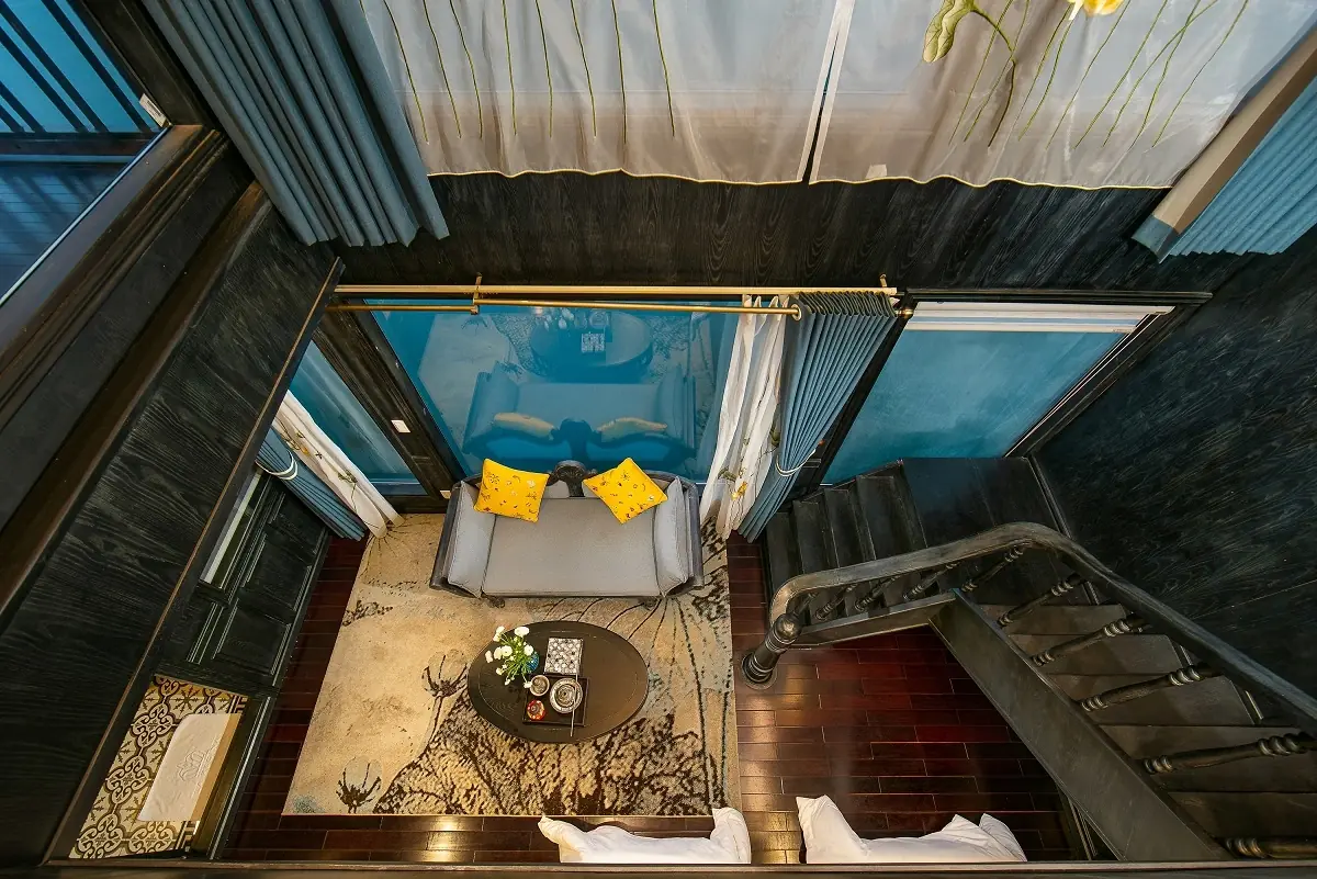 Lan Ha Family Duplex Suite on La Regina Grand