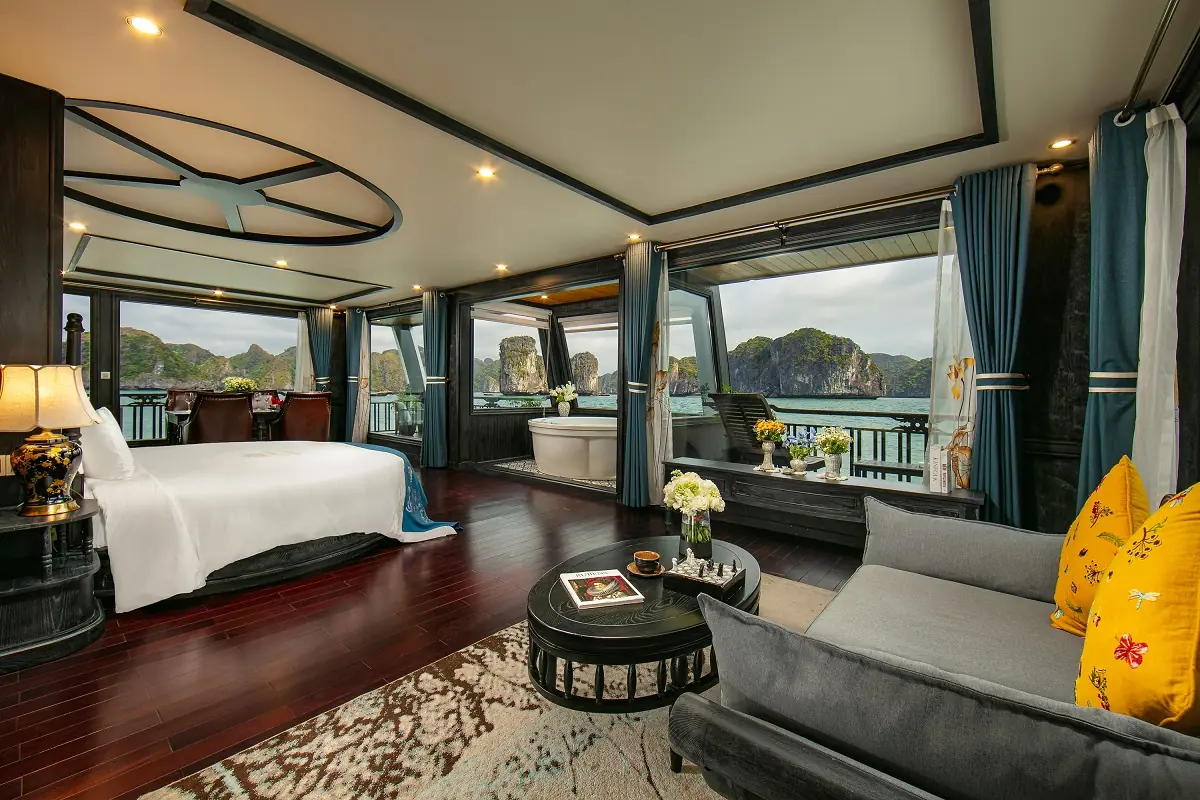 Lan Ha Grand Suite on La Regina Grand