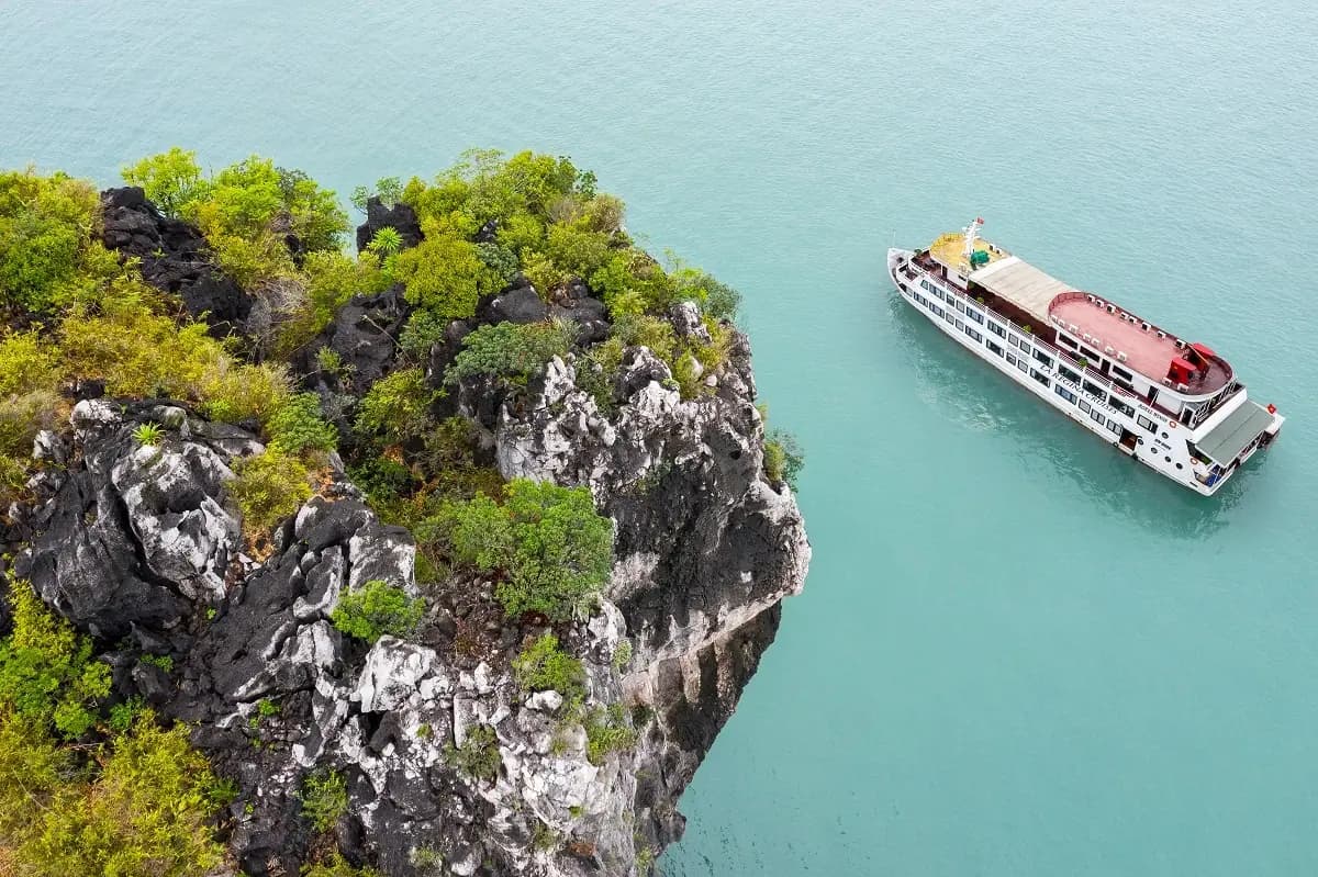 La Regina Royal on turquoise water, seen from above