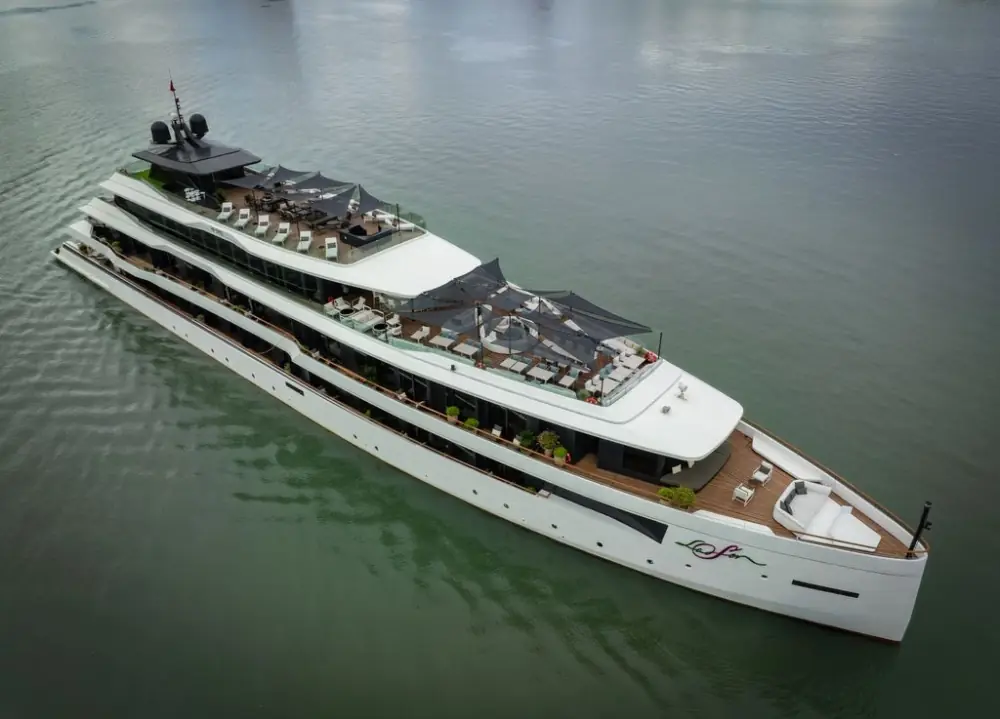 La Sen of the Bay cruise from above