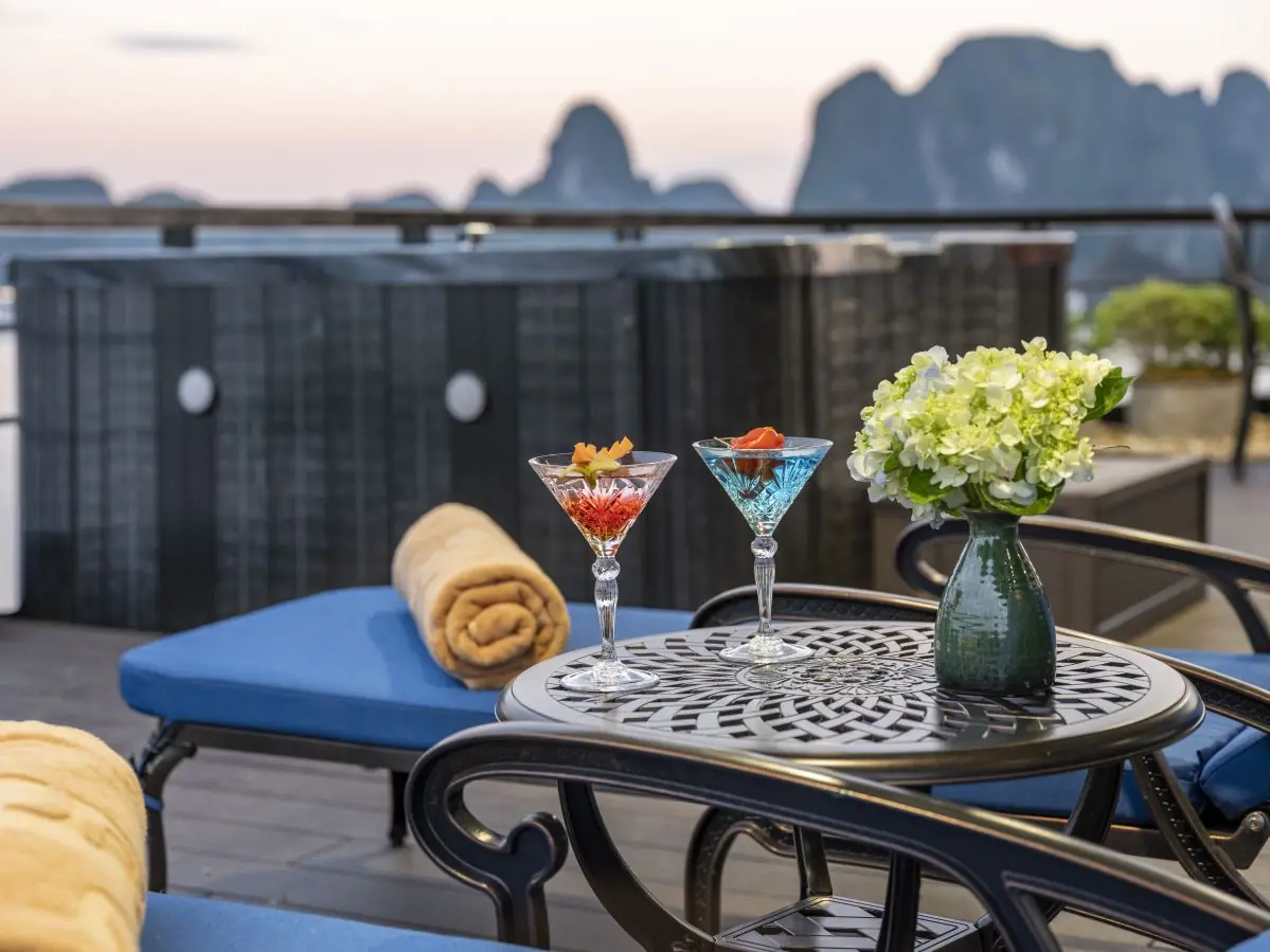 Cocktails on deck facing the bay