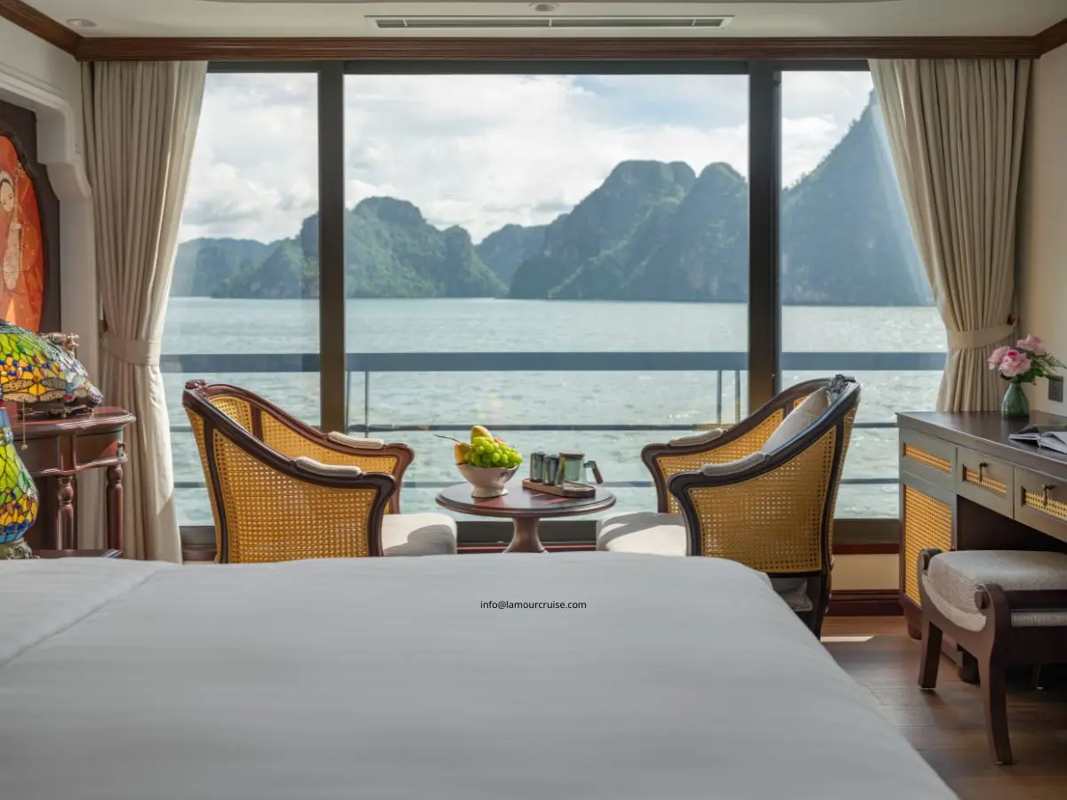 Oriental Cabin on L'amour Cruise