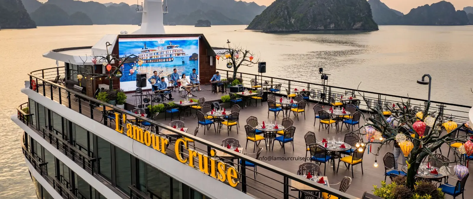 The rooftop deck of L'amour Cruise
