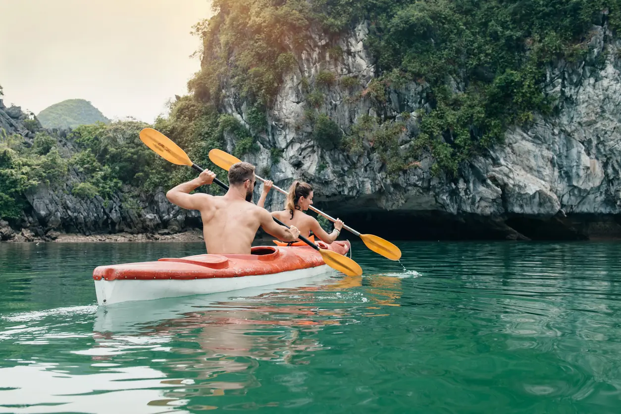 Kayaking in Lan Ha Bay