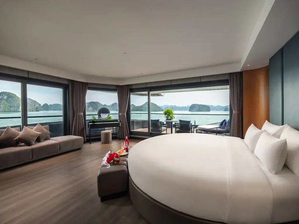 Executive Terrace Suite on Victorious Cruise