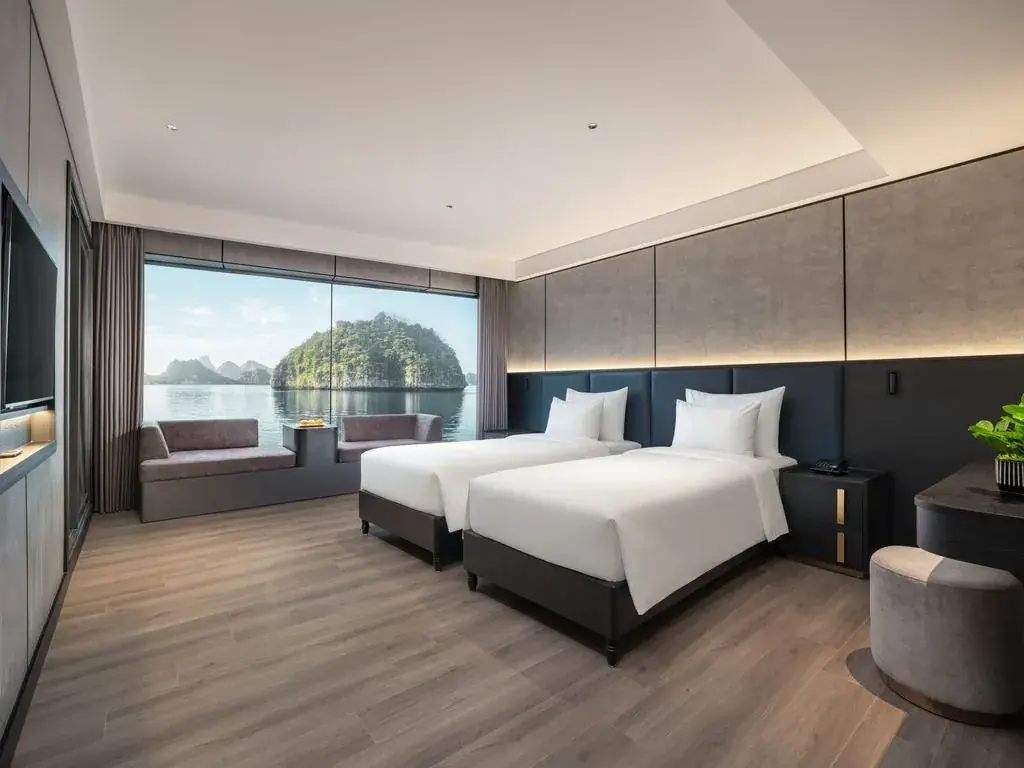 Junior Ocean Suite on Victorious Cruise