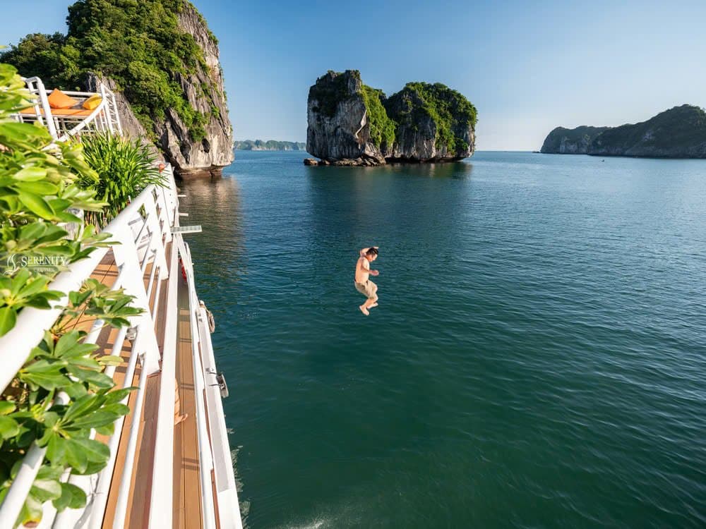 Lan Ha Bay Day Trip from Hanoi, Ha Long Bay – photo 13