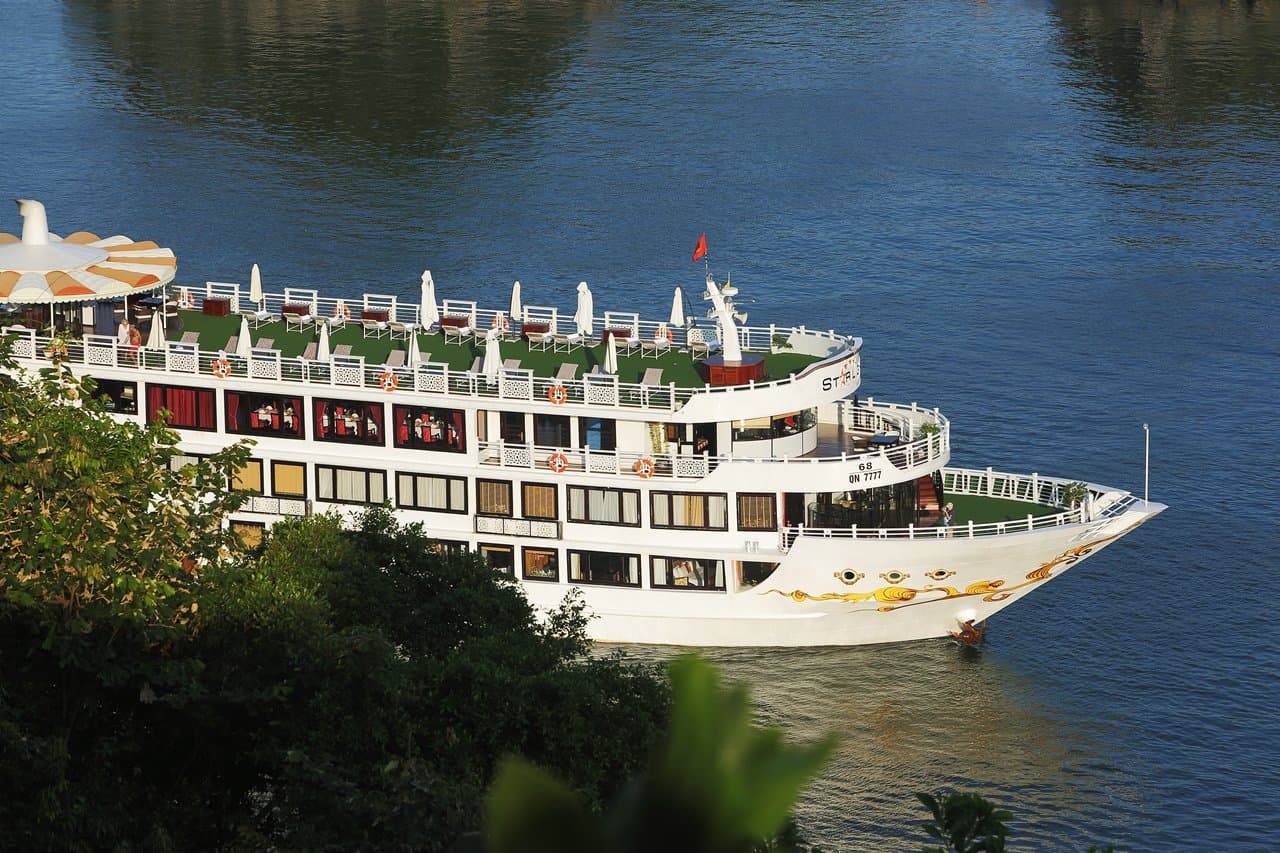 Starlight Cruise 2 Days 1 Night – 2 Days 1 Night On Cruise In Halong Bay – overview