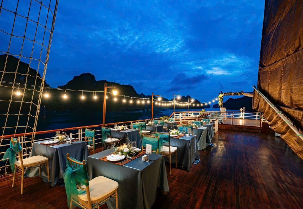 Amanda Luxury Cruise 2 Days 1 Night, Ha Long Bay – photo 17