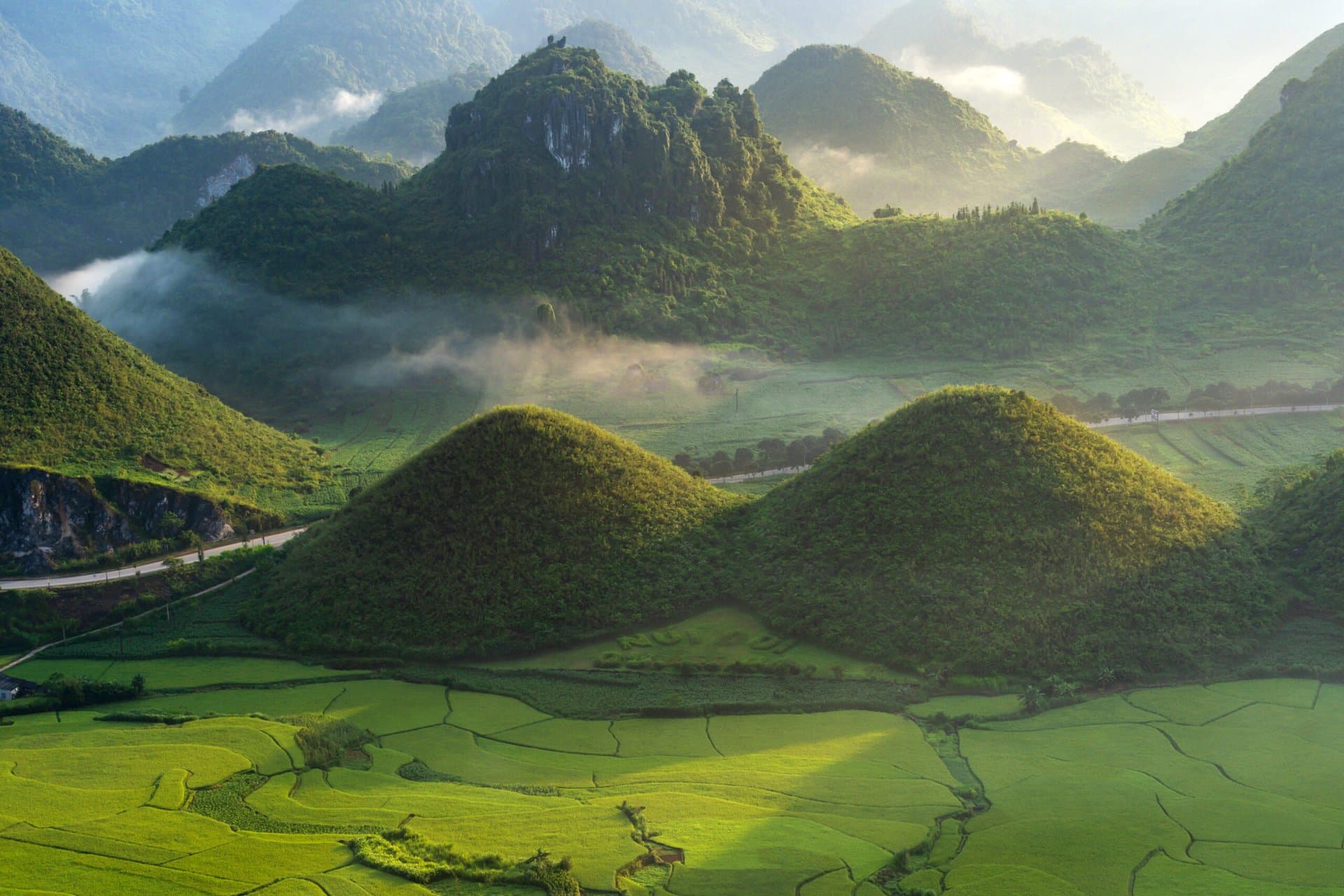 Ha Giang Loop 4 Days 3 Nights by Motorbike – twin cabin
