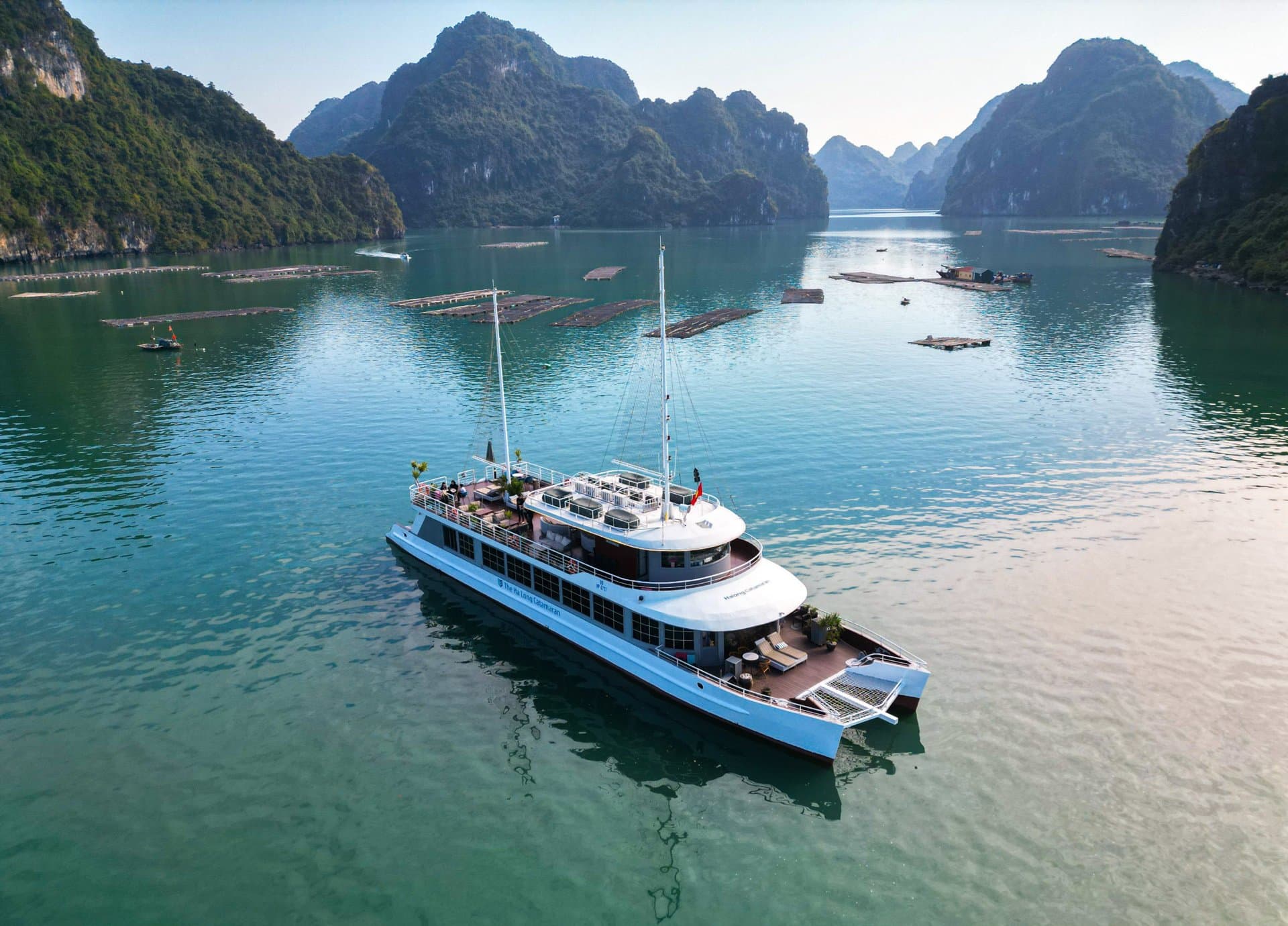 Lan Ha Bay Premium Day Cruise from Hanoi, Ha Long Bay