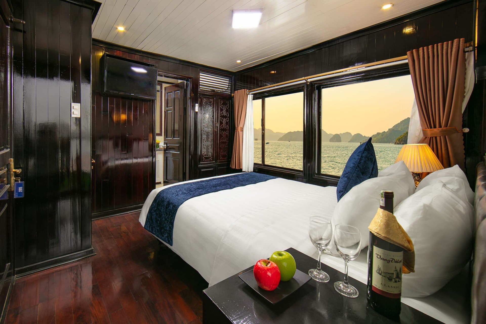 Fantasea Cruise 2 Days 1 Night, Ha Long Bay – photo 6