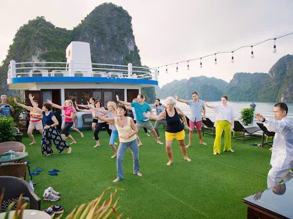 Bai Tu Long Bay Cruise 2 Days 1 Night, Ha Long Bay – photo 8