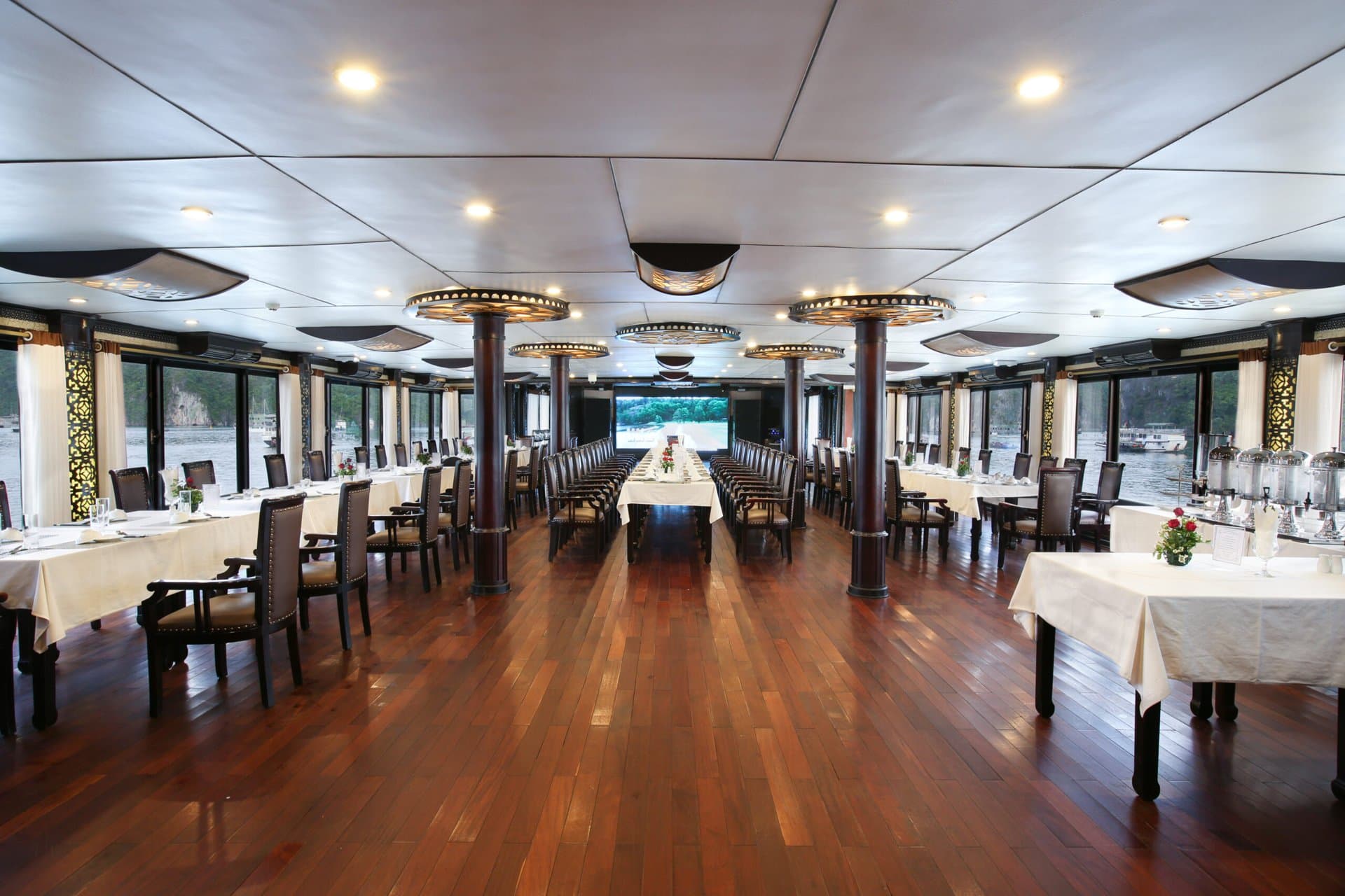 Starlight Cruise 2 Days 1 Night – 2 Days 1 Night On Cruise In Halong Bay – restaurant