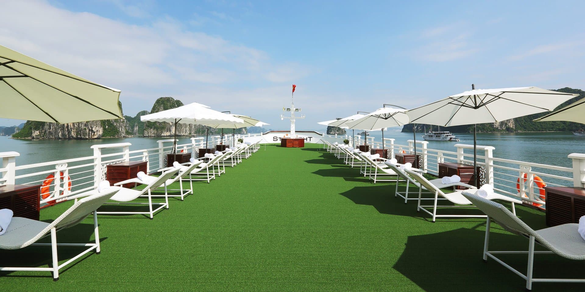Vietnam Tour 5 Days: Hanoi, Ninh Binh & Ha Long Bay Cruise – sundeck