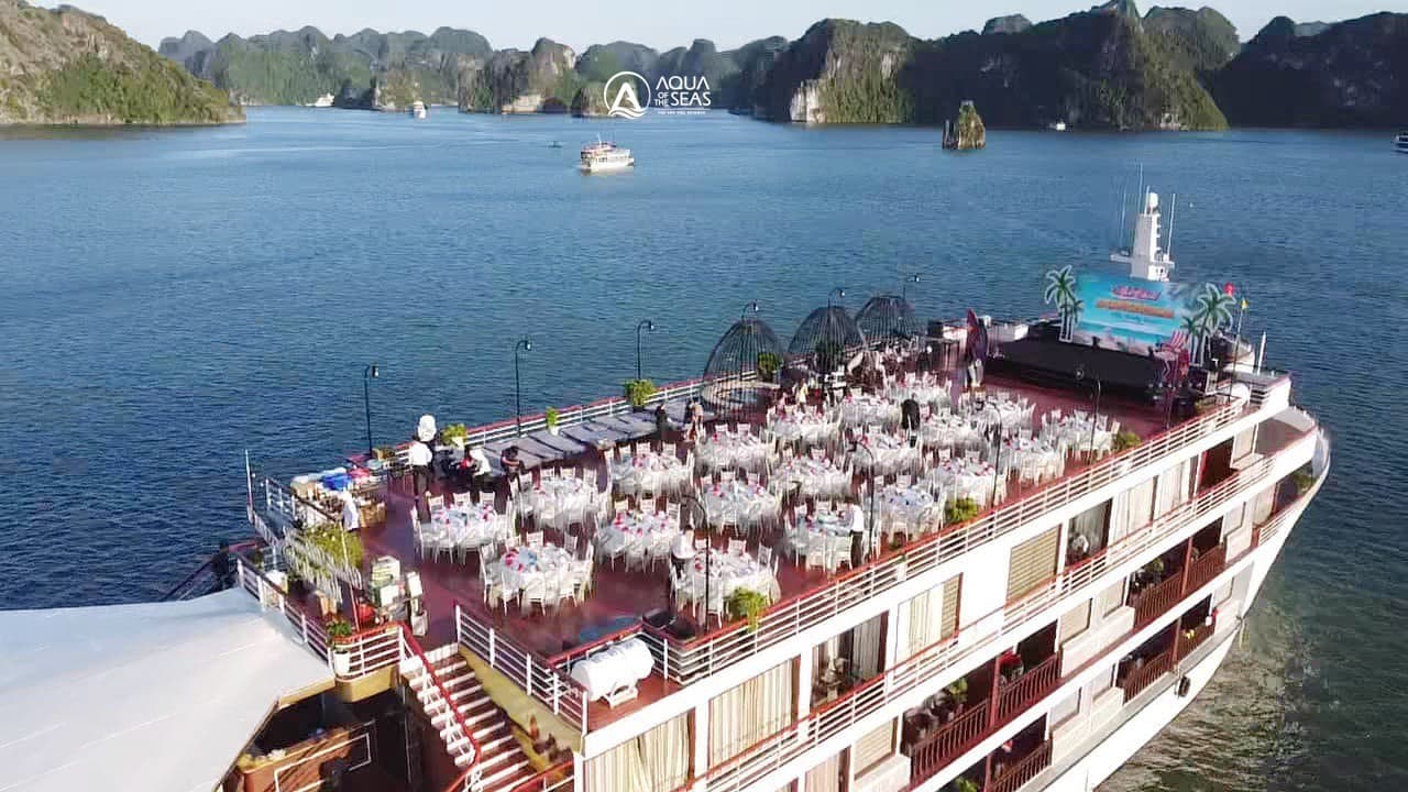 Aqua of the Seas Cruise 2 Days 1 Night – 2 Days 1 Night Tour In Lan Hạ Bay – sundeck