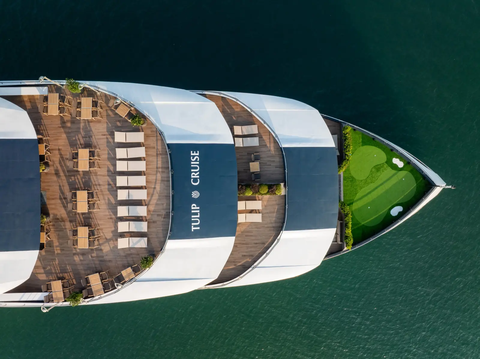 Dora Cruise from above among the islands