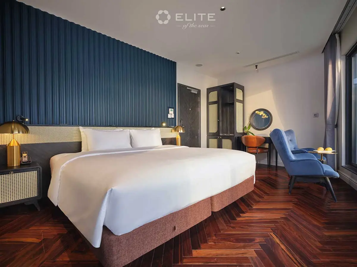 Senior Premium Suite on Elite of the Seas