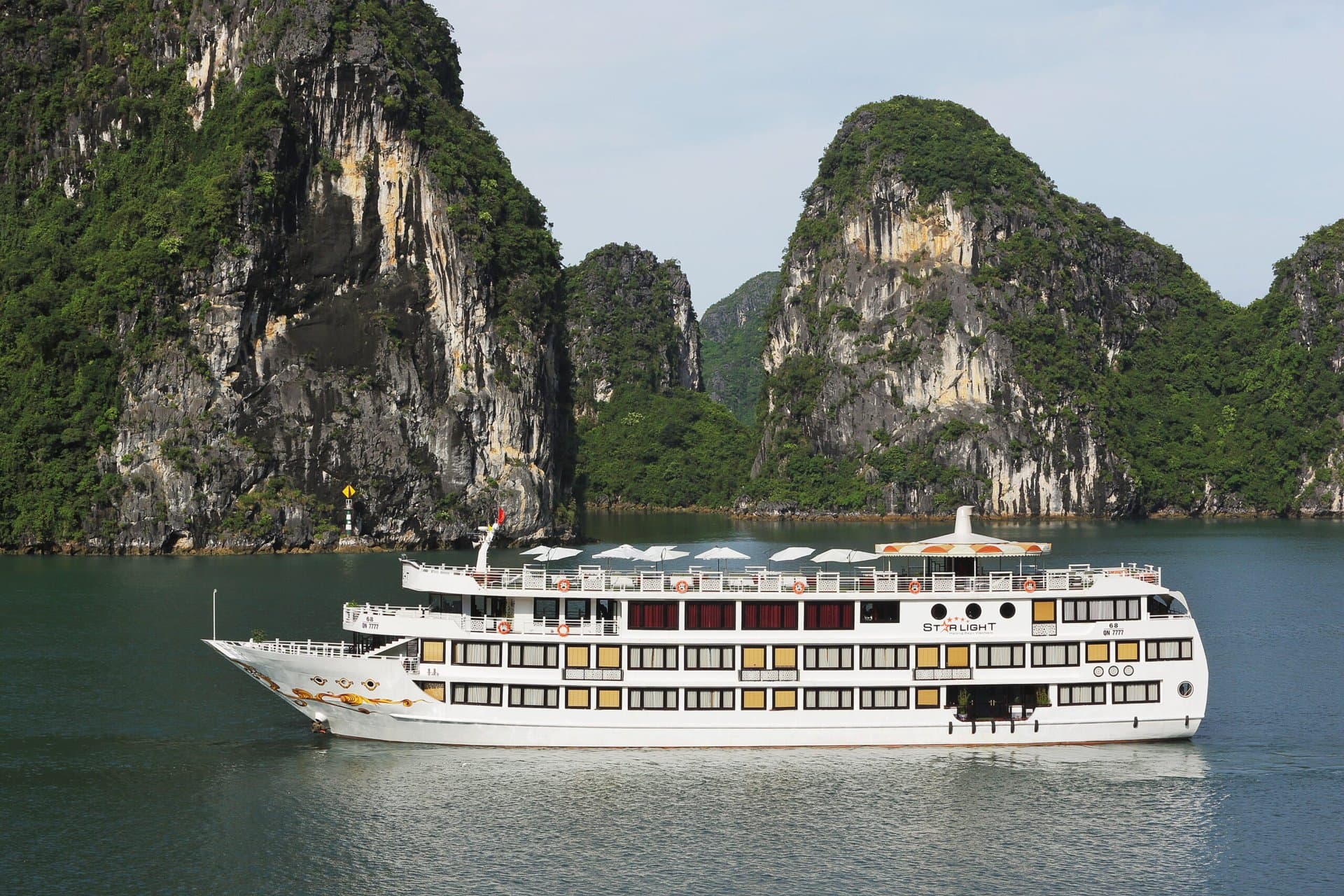Starlight Cruise 2 Days 1 Night, Ha Long Bay