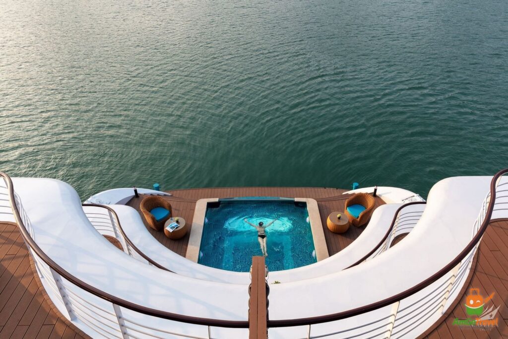 Oasis swimming pool on Capella Cruise
