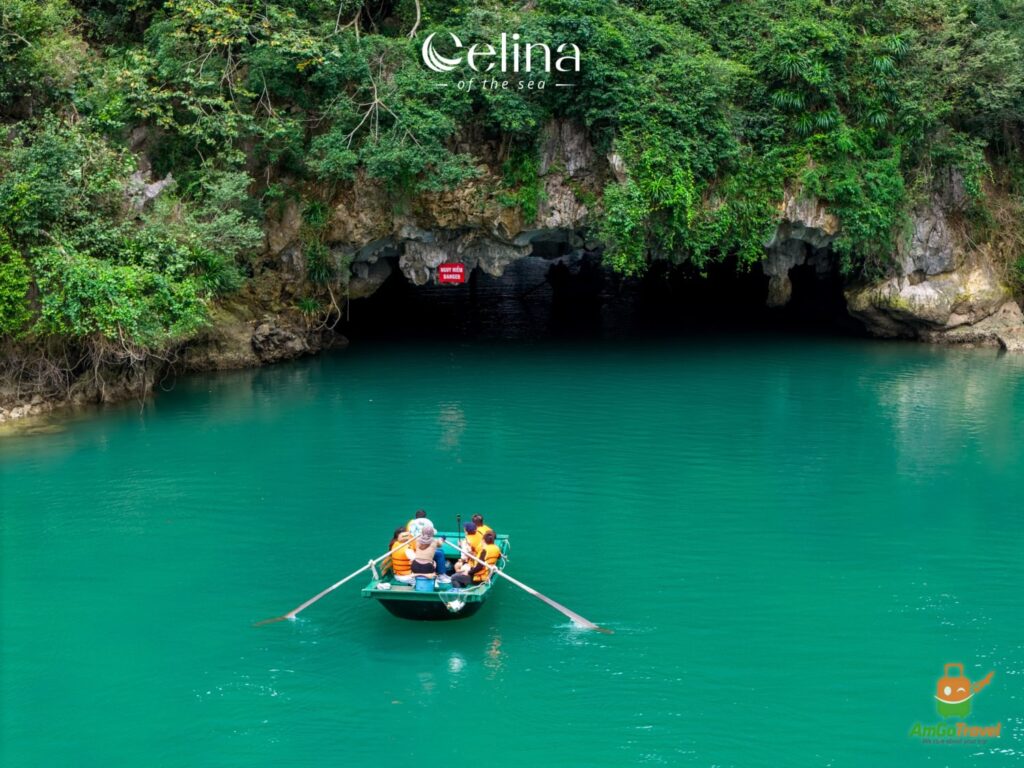 Kayaking in a lagoon with Celina of the Sea Cruise