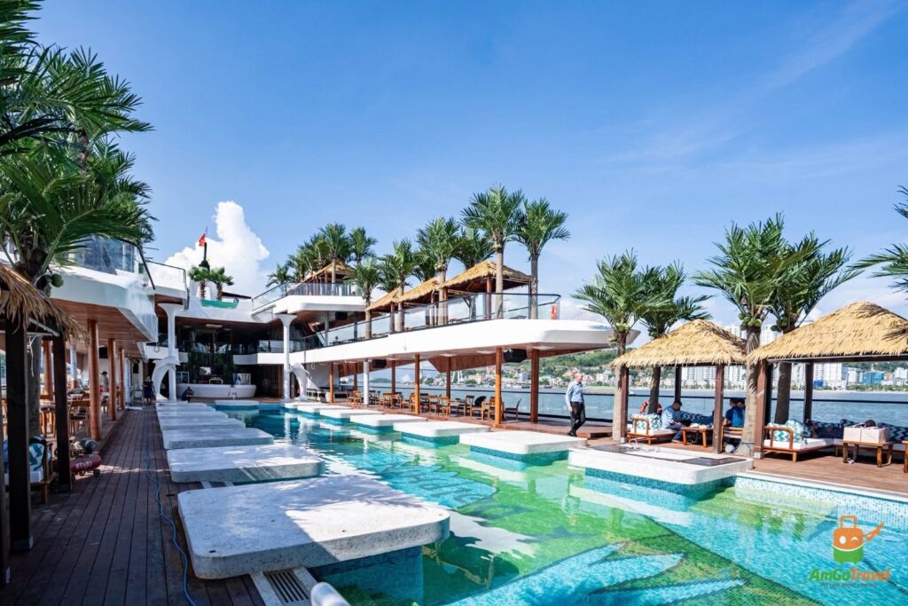 Pool deck of Dolphin Halong Cruise