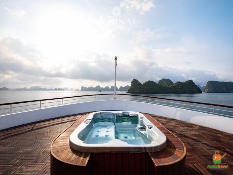 Jacuzzi at the bow of Erina Cruise