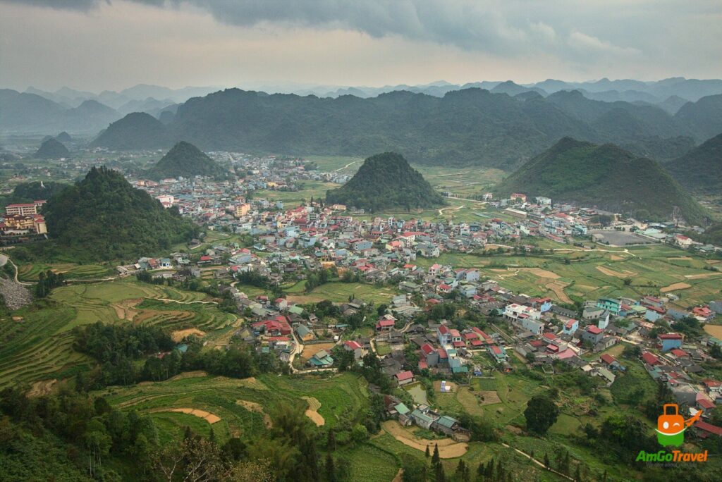 Quan Ba valley and town seen from the mountains, Ha Giang