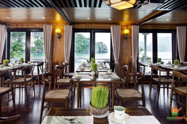 Restaurant on Hera Boutique Cruise