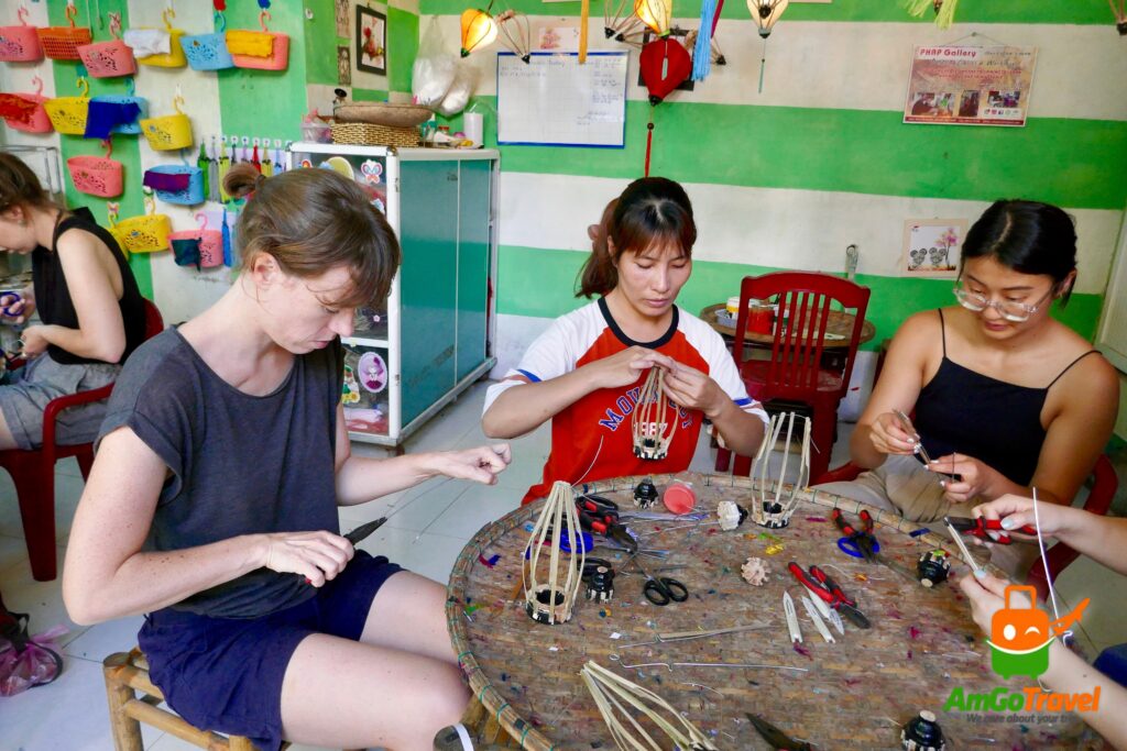 Making silk lanterns in a Hoi An workshop
