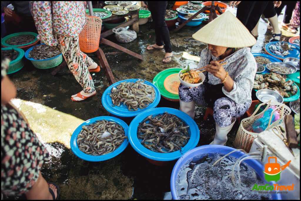 Fish vendor at Hoi An Central Market