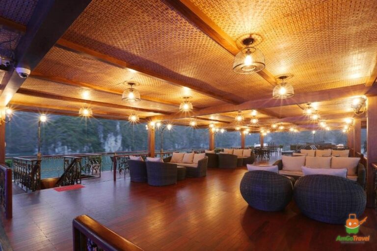 Lounge on Indochine Cruise