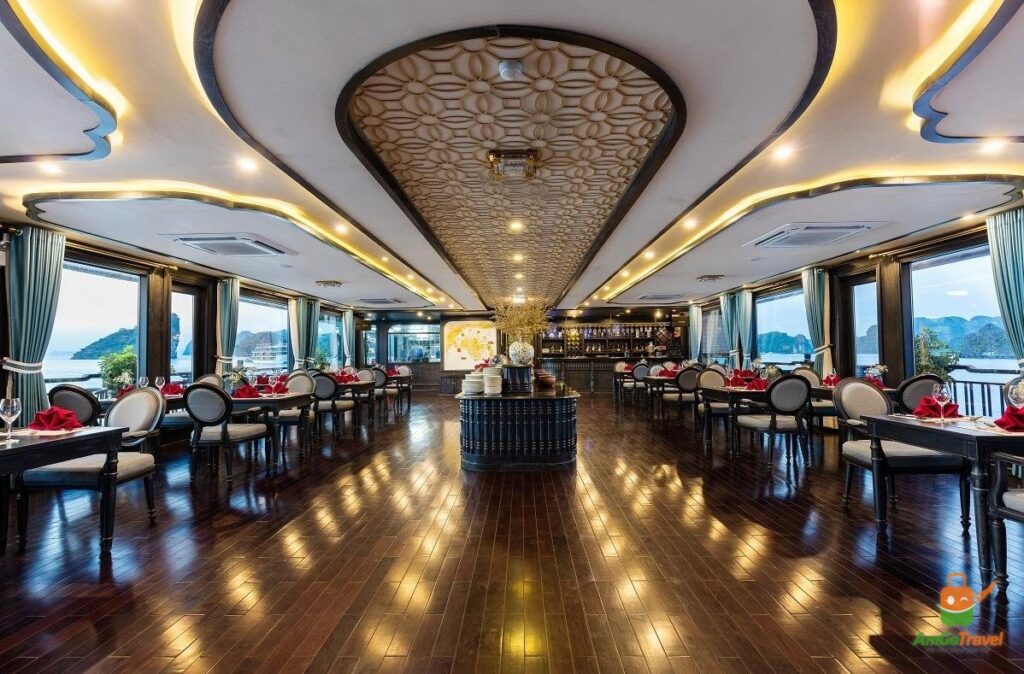 Dining room on La Regina Legend Cruise