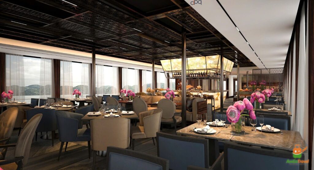 Lounge on La Sen of the Bay Cruise