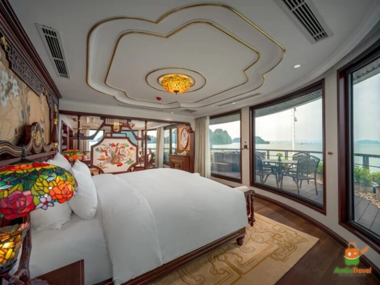 Cabin on L’Amour Cruise