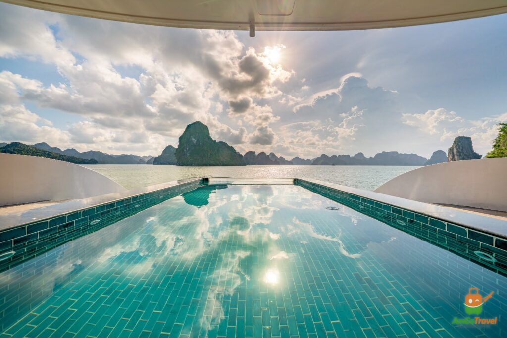 Swimming pool on Leona Cruise