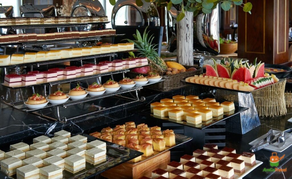 Buffet on Paradise Elegance Cruise