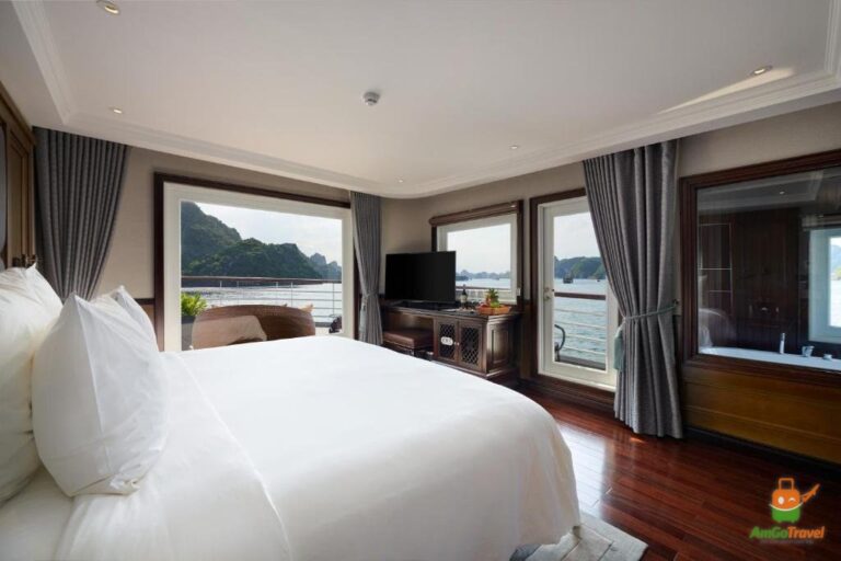 Captain Suite on Paradise Grand Cruise