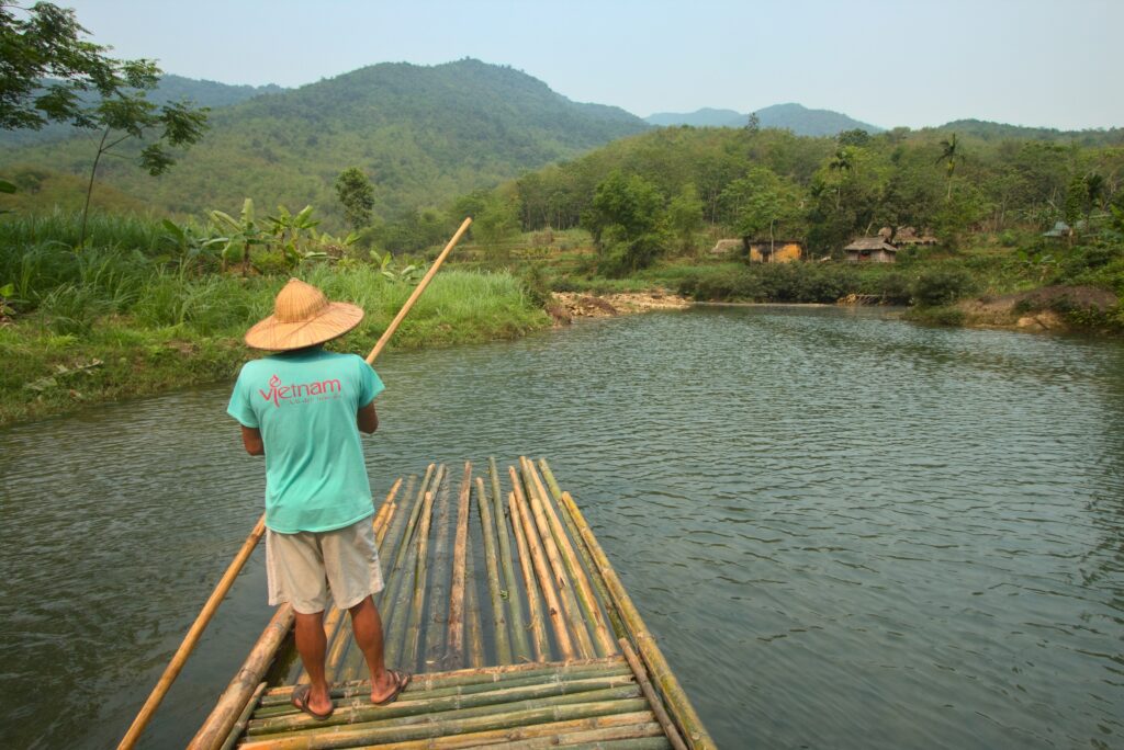 Bamboo raft on the water in Pu Luong