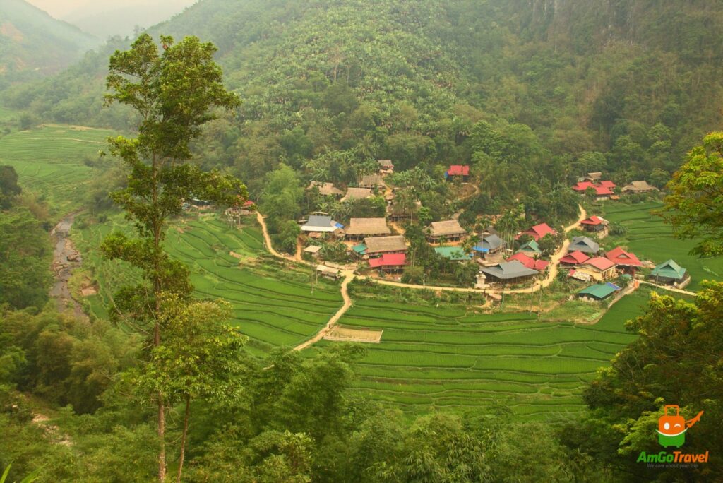 Village and rice fields in Pu Luong Nature Reserve