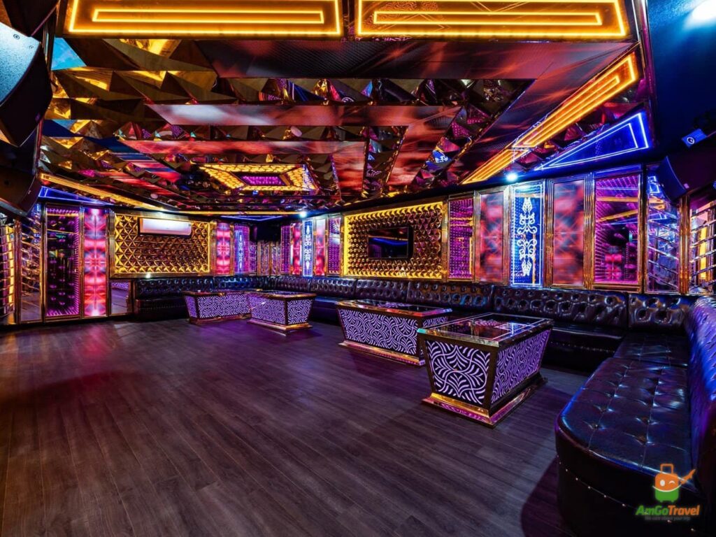Music and karaoke lounge on Rita Cruise