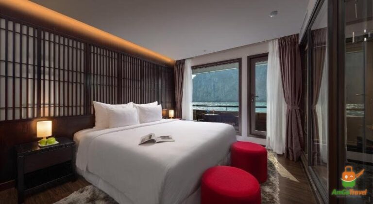 Cabin on Scarlet Pearl Cruise