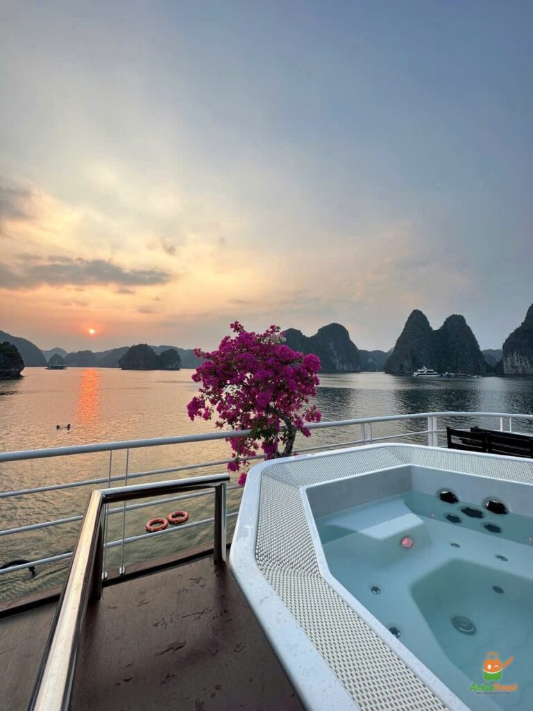 Jacuzzi on Sky Way 99 Cruise at sunset